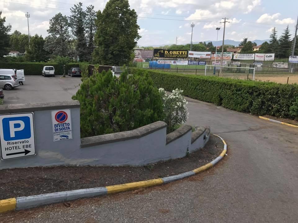 Hotel Ebe Сан Пиеро а Сиеве Екстериор снимка