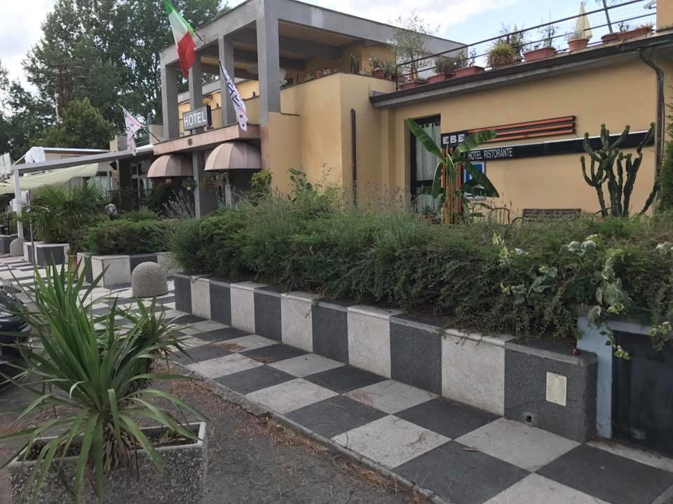 Hotel Ebe Сан Пиеро а Сиеве Екстериор снимка
