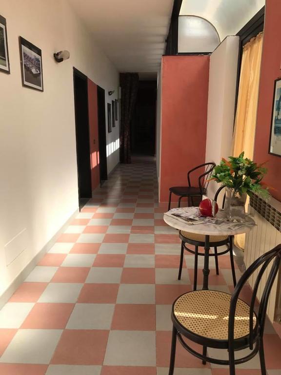 Hotel Ebe Сан Пиеро а Сиеве Екстериор снимка